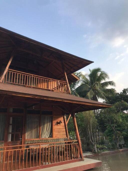 Villa As-Salam, Kadungora, Garut Exterior photo